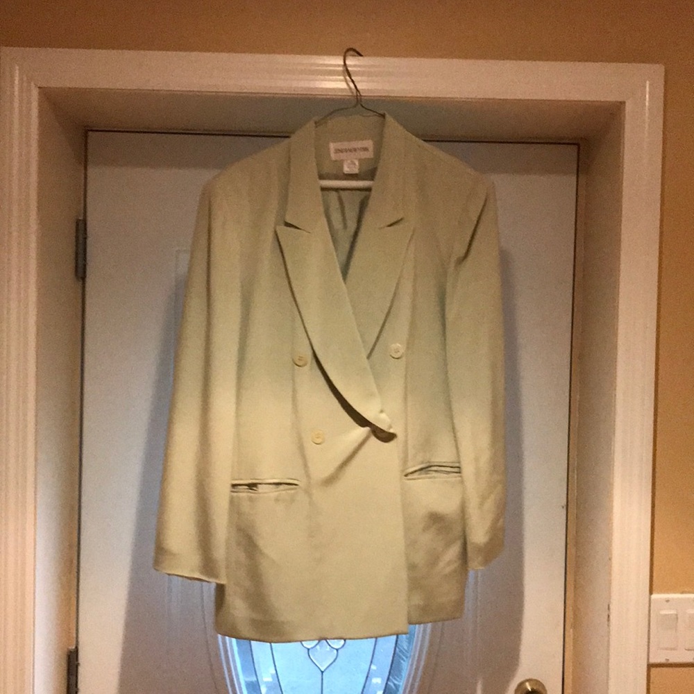 Jones New York blazer - size 10 great condition